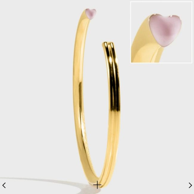 Gift from bride to Mom + Mom in law? 1