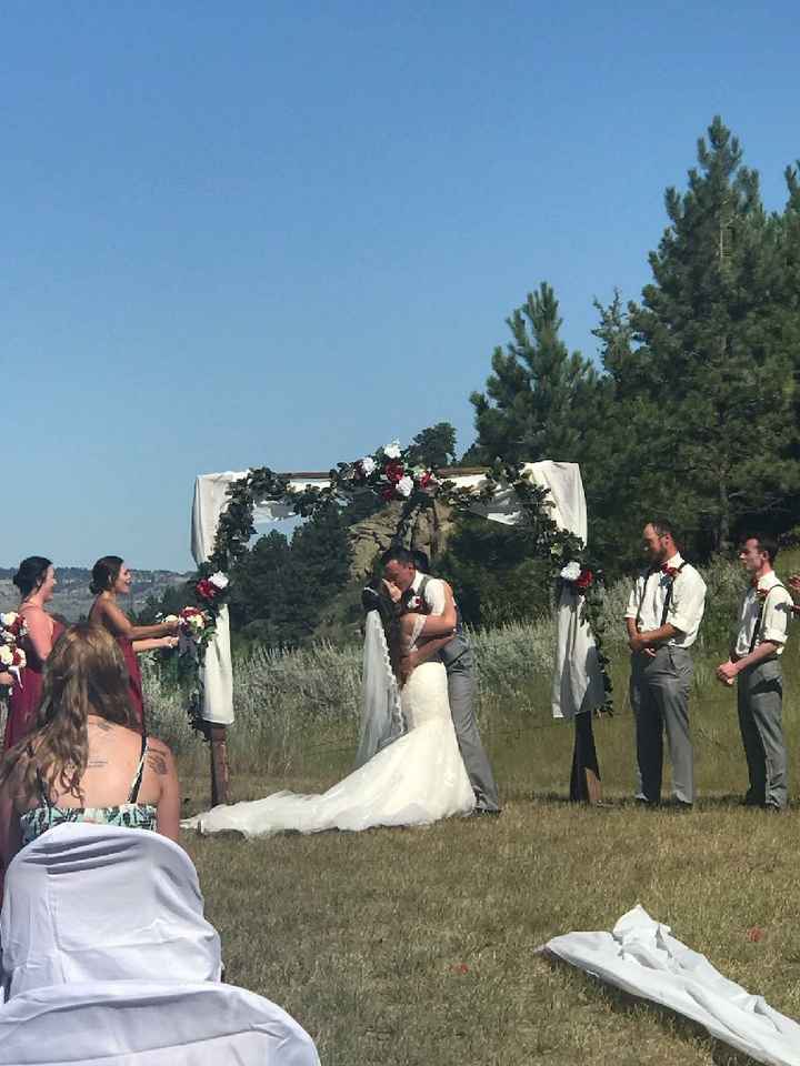 We had a social distancing wedding! - 1