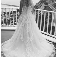 Show off your dress!!