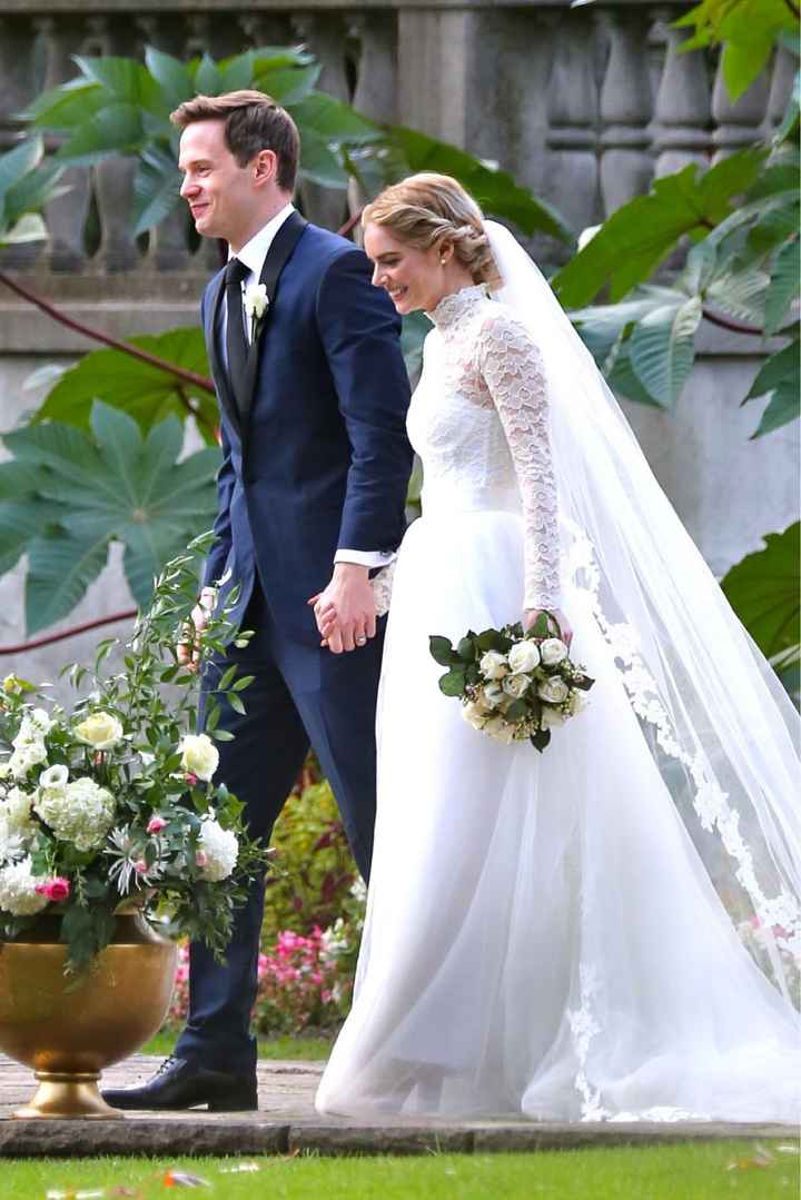 Movie ready or not wedding dress - 1