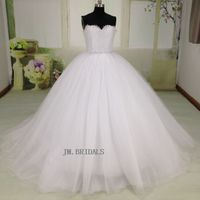 Desperately in need of a high quality replica wedding dress!
