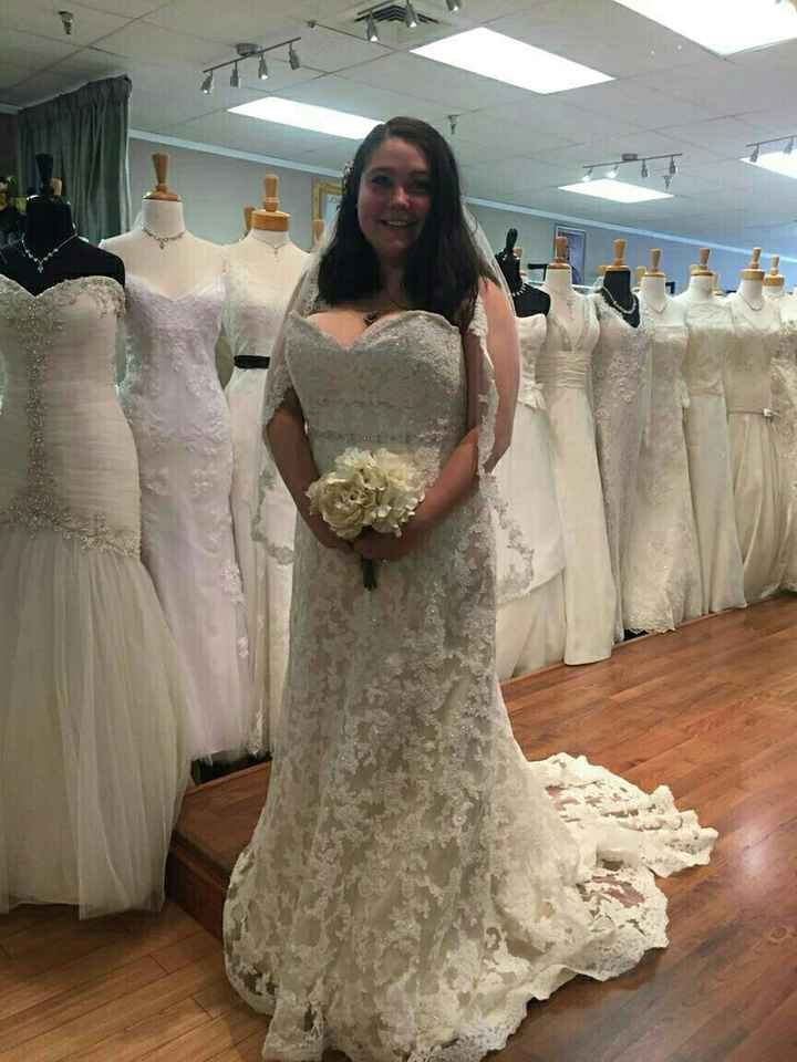 Show off those dresses!