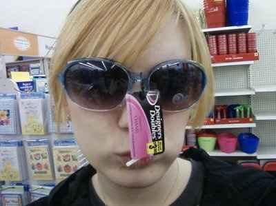 NWR: Show those Embarrassing Pictures