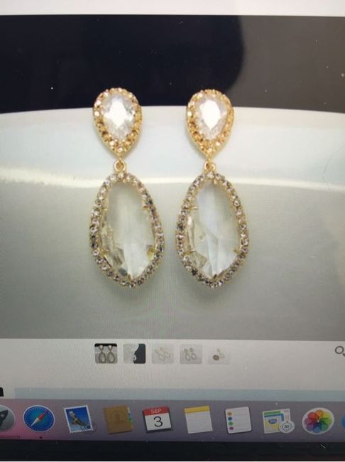 Poll: Which earrings?