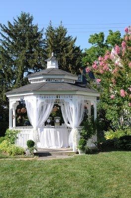 Want some ideas or thoughts on ceremony decor