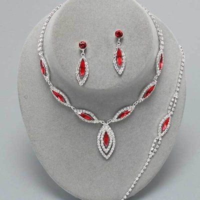 What do you think about these necklaces? *pics*