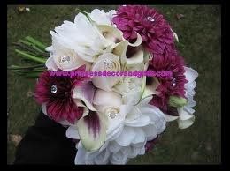 Flower bouquet with mums and Calla lilies?