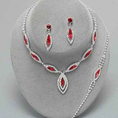 What do you think about these necklaces? *pics*