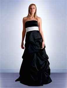 Bridesmaids dresses are finally picked!! Show your bridesmaid dresses!!