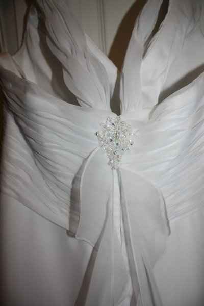 Small bridal store owner vent about MOH,& BM's dresses
