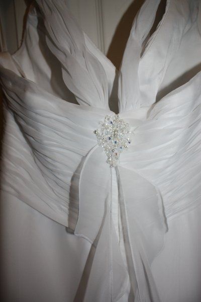 Small bridal store owner vent about MOH,& BM's dresses