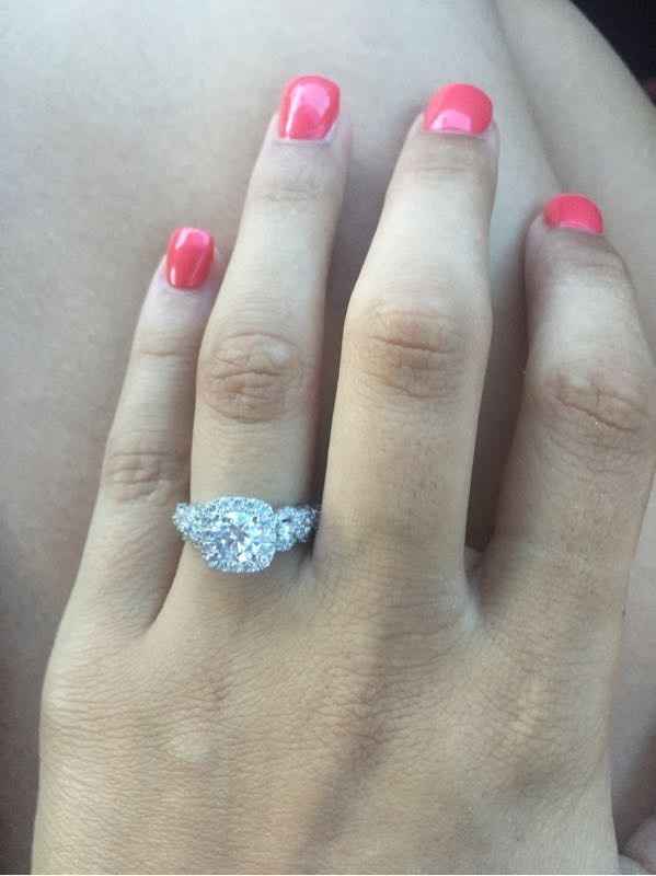 Twist on the ol' Ring Pics!