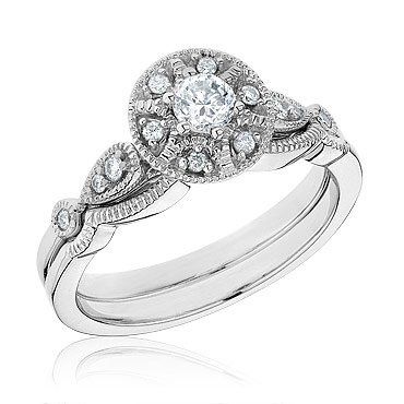 ok so I know a post like this was done not to long ago...but since we have some newbies..E-RINGS! lo
