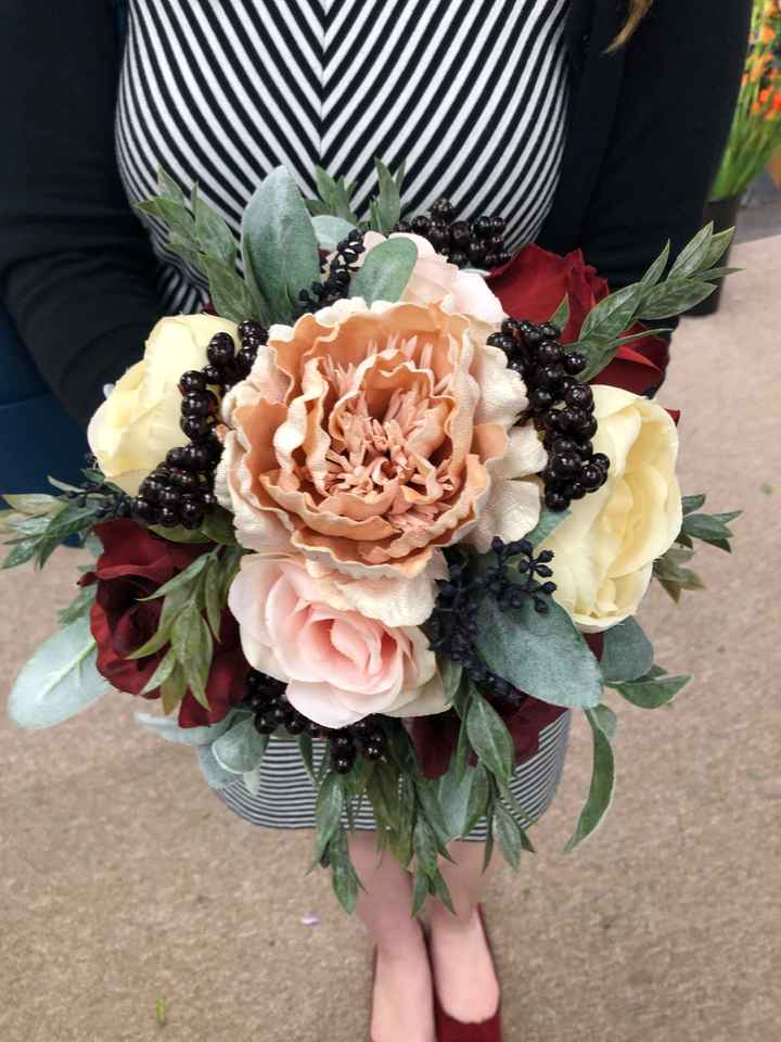 Fall Brides Drop Your Bouquet Inspiration - 2