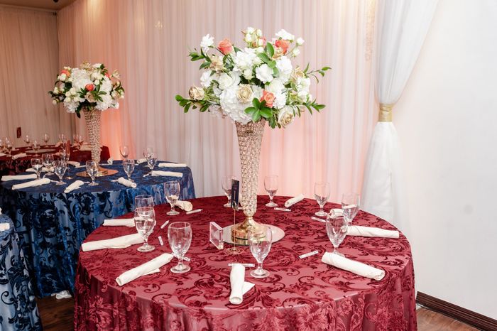 Show off your centerpieces and other reception decor 1