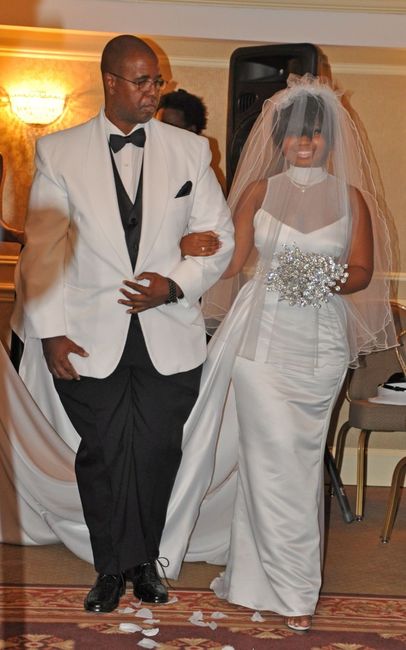 *Updated* WITH PRO PICS!!!  Soooooooo I got married last night....