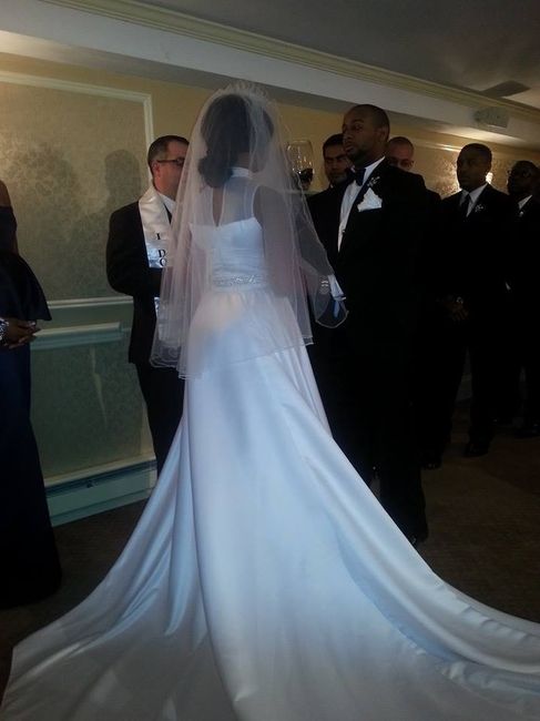 *Updated* WITH PRO PICS!!!  Soooooooo I got married last night....