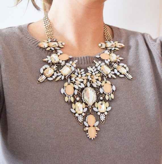 Statement necklace