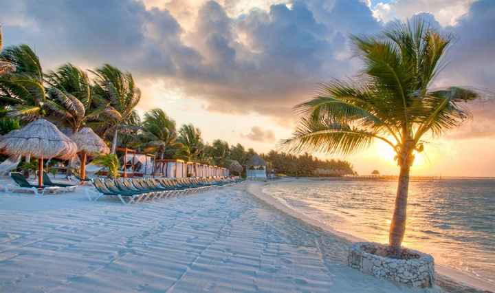 Let's see those honeymoon spots!