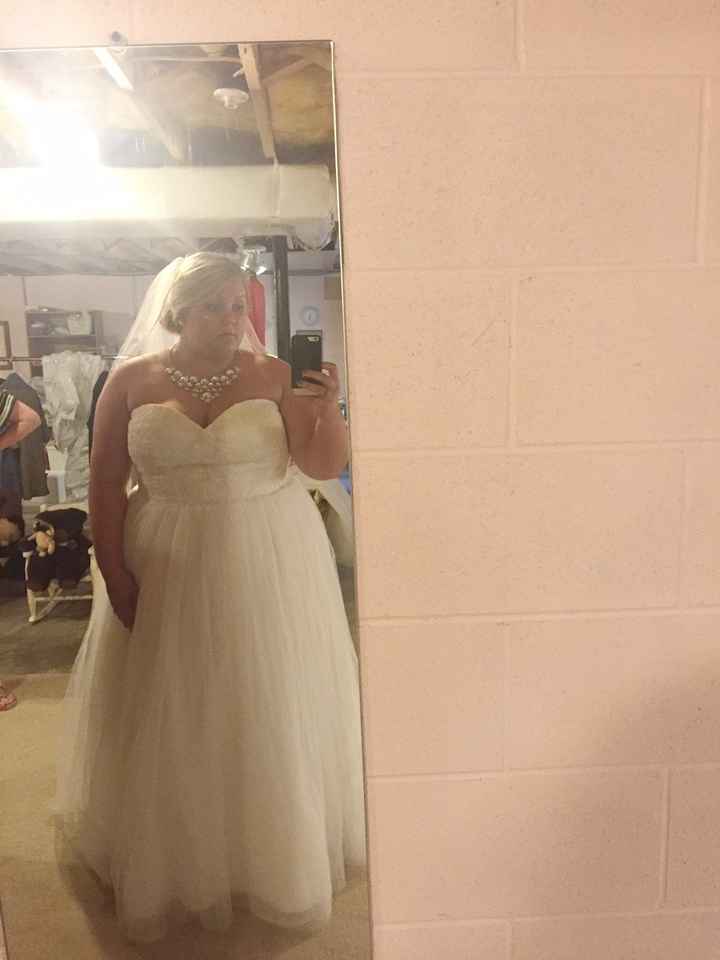 Wedding dess: Fantasy vs Reality