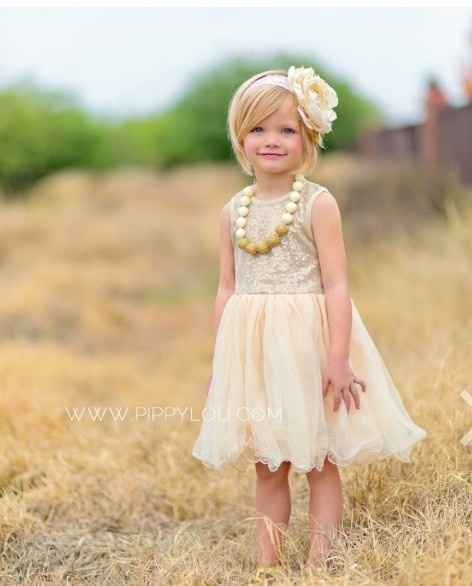 Show me your flower girl outfits