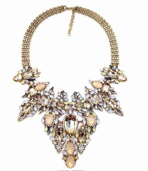Statement necklace