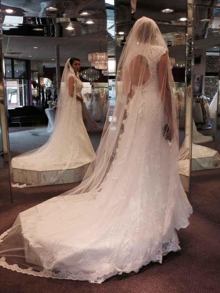 Show me the dresses!!!