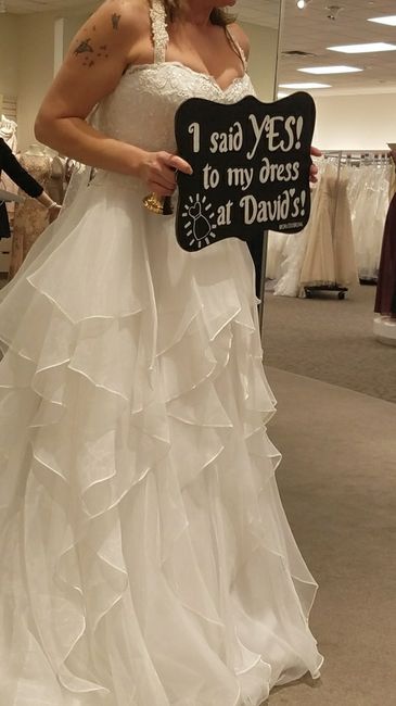 Did you add any sleeves/straps to your dress? 1
