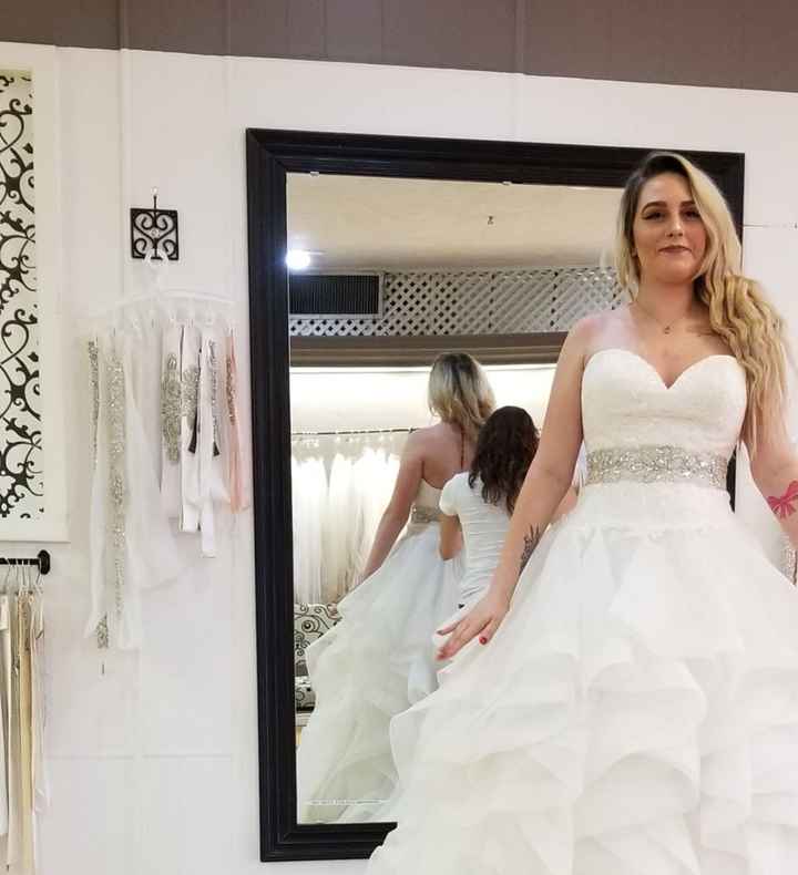 i love dress shopping! - 1