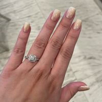 Brides of 2022! Show us your ring! - 1