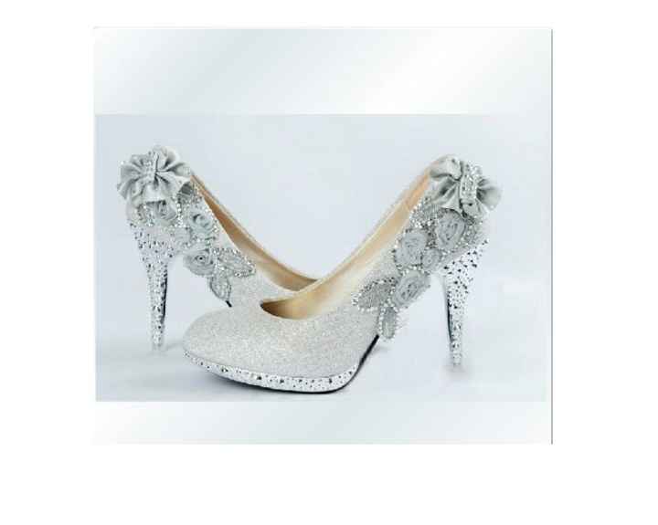 Show me your shoes, ladies!!!