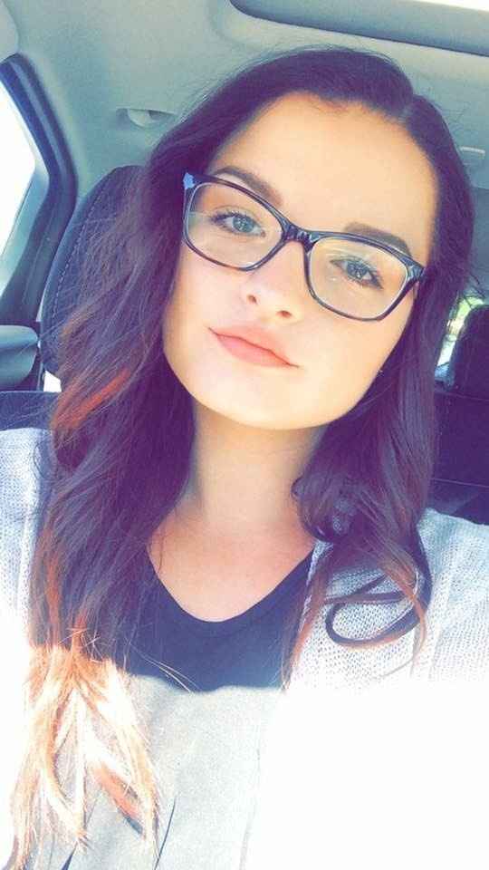 (Maybe) Awkward Situation? Hair/makeup trial.