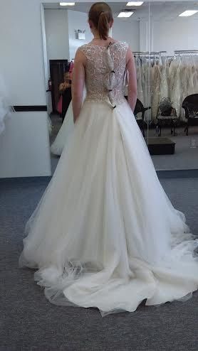 SHOW ME YOUR DRESSES!