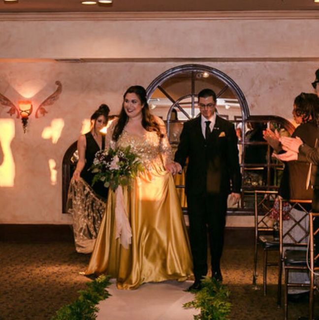 Who should walk me down the aisle? 1