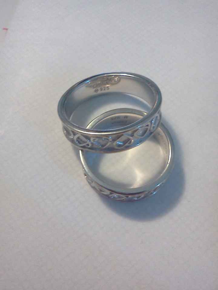 Yay- my band came in! Now show of your bling!