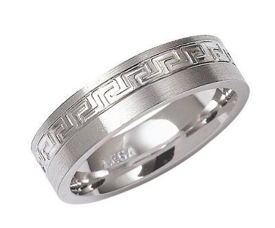 Hey Girls! What does your husband-to-be's wedding ring look like?