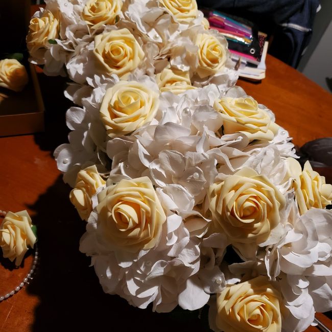 My first centerpieces & bm bouquet 3