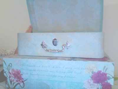 Card box.. Check!