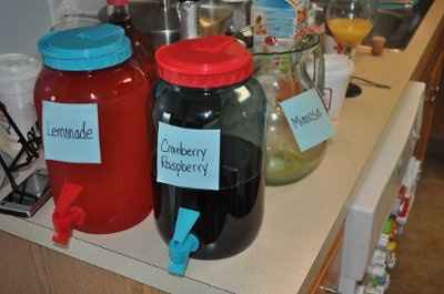 I have very thoughtful, crafty bridesmaids-- PICS of an awesome bridal shower