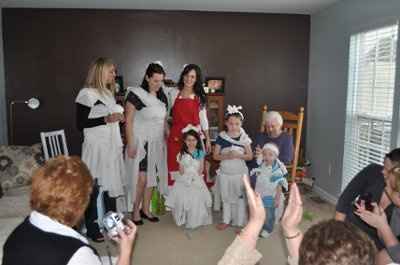 I have very thoughtful, crafty bridesmaids-- PICS of an awesome bridal shower