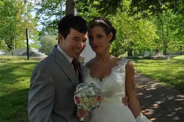 *Married*  Stopping by to share pics