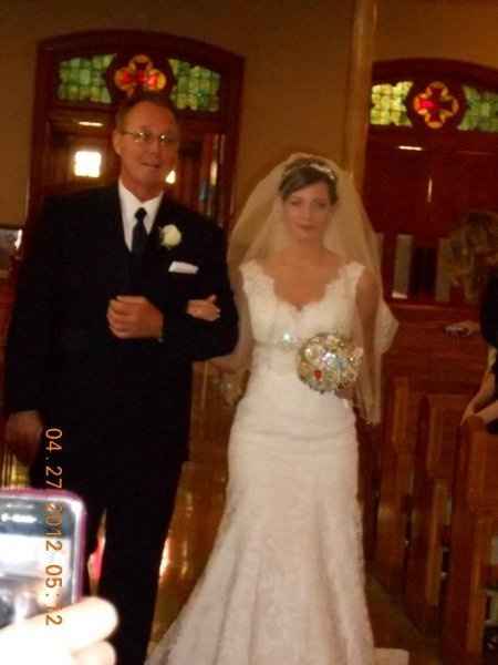 *Married*  Stopping by to share pics