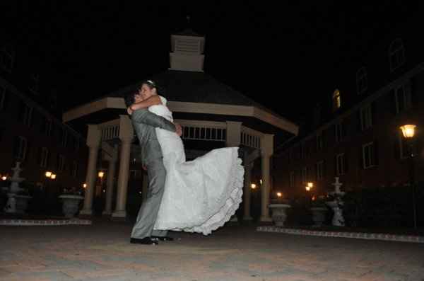 *Married*  Stopping by to share pics