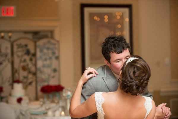 let's see your wedding day hair