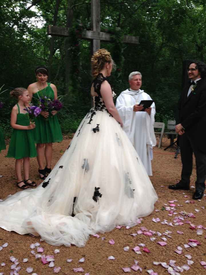 Back from the wedding with some non-pro pics