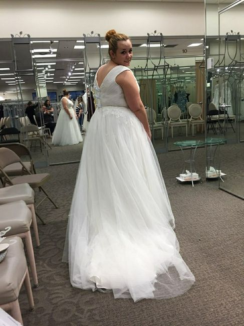 Please show your wedding dress, ladies - 1