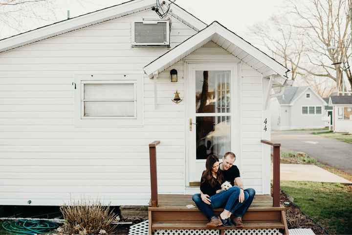 Engagement photo outfit? - 2