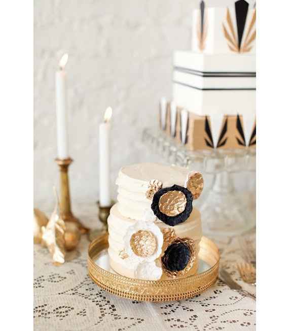 Cake table - can I see how you decorated/styled your cake table?