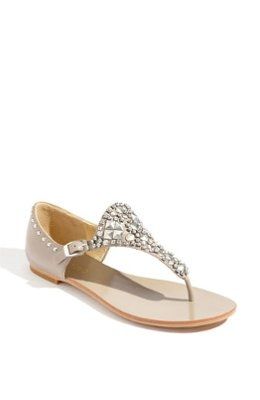 Need help finding shoes for my dress.....Pics!
