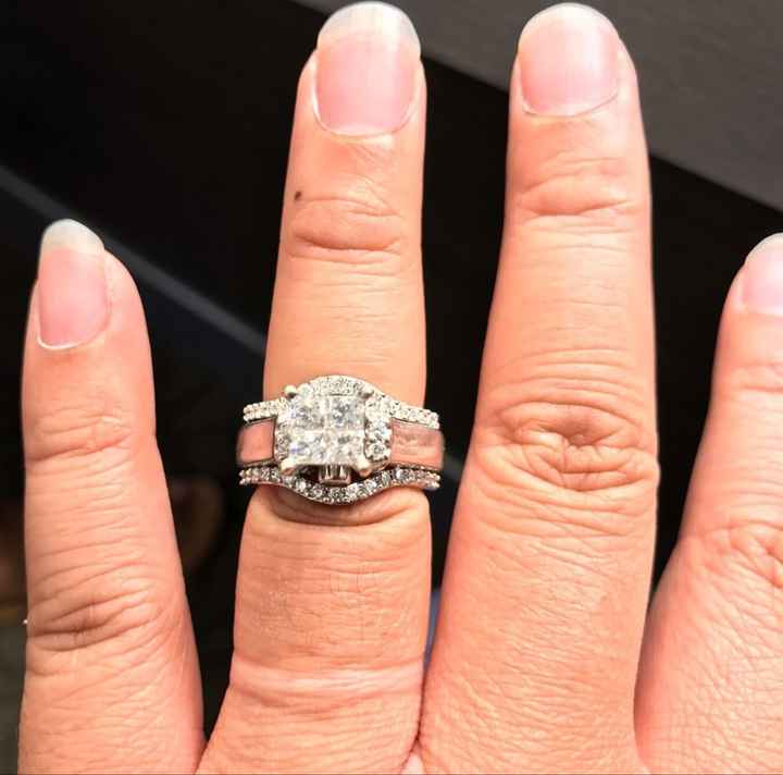 Went shopping for wedding band!!